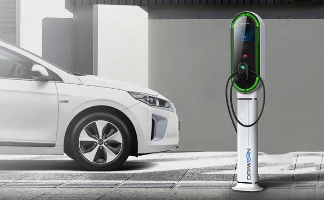 汽車充電樁加盟VS自營，哪個更適合你？專家為你解答！