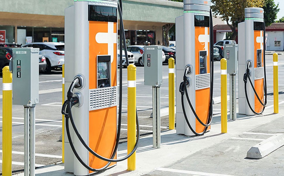 電動(dòng)汽車充電安全與用戶教育的重要性